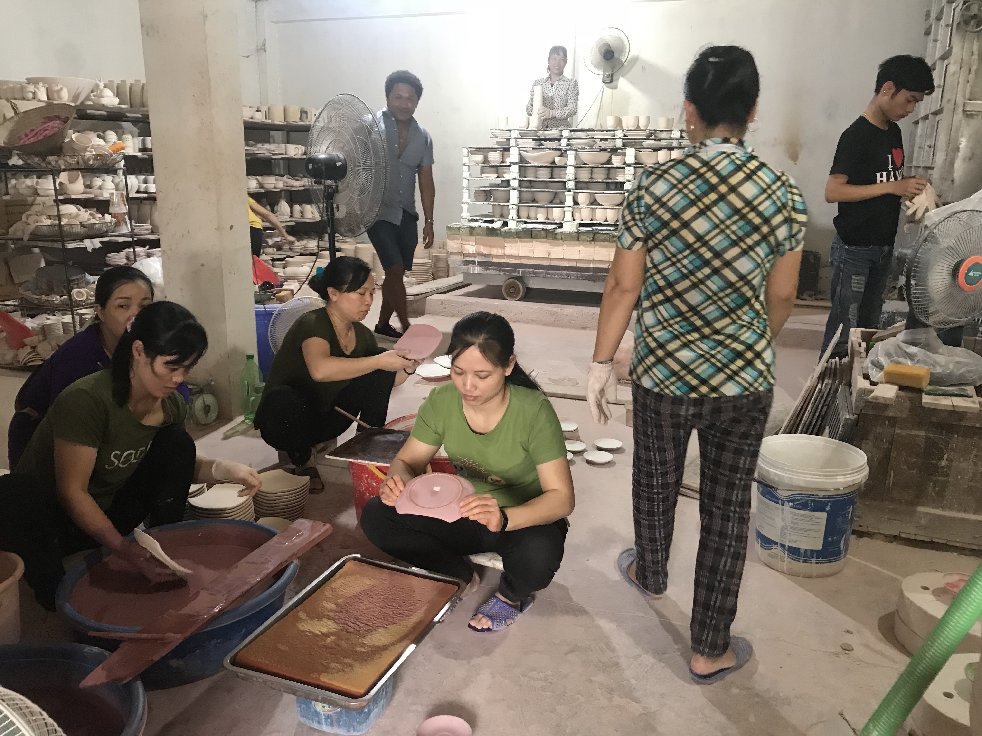 Our bat trang ceramics proudcts - Giới thiệu sản phẩm gốm sứ xưởng sản xuất Gia Oanh Authentic bat trang