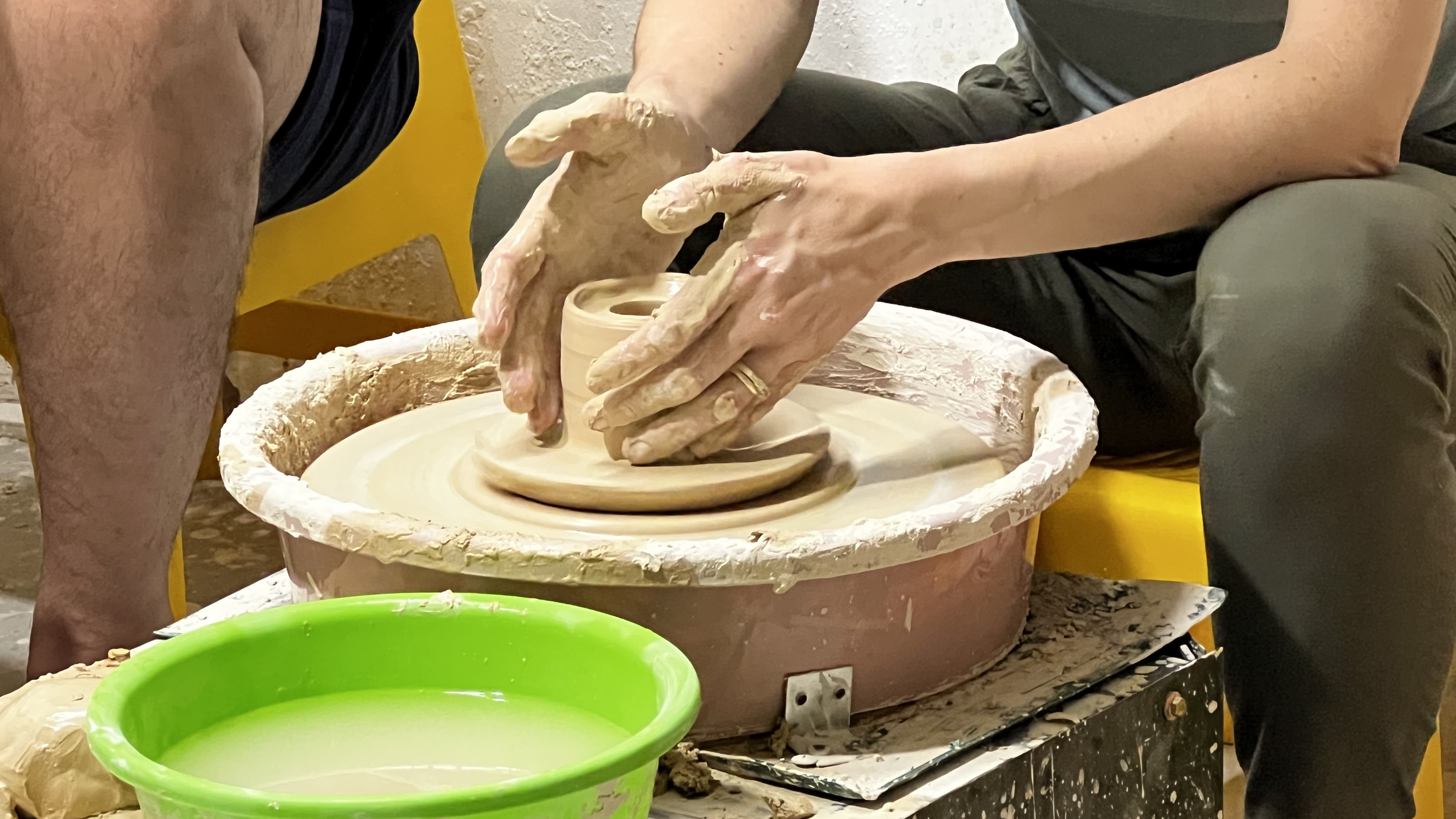 Why should you take a pottery class at Authentic Bat Trang in Ha Noi’s Old Quarter?