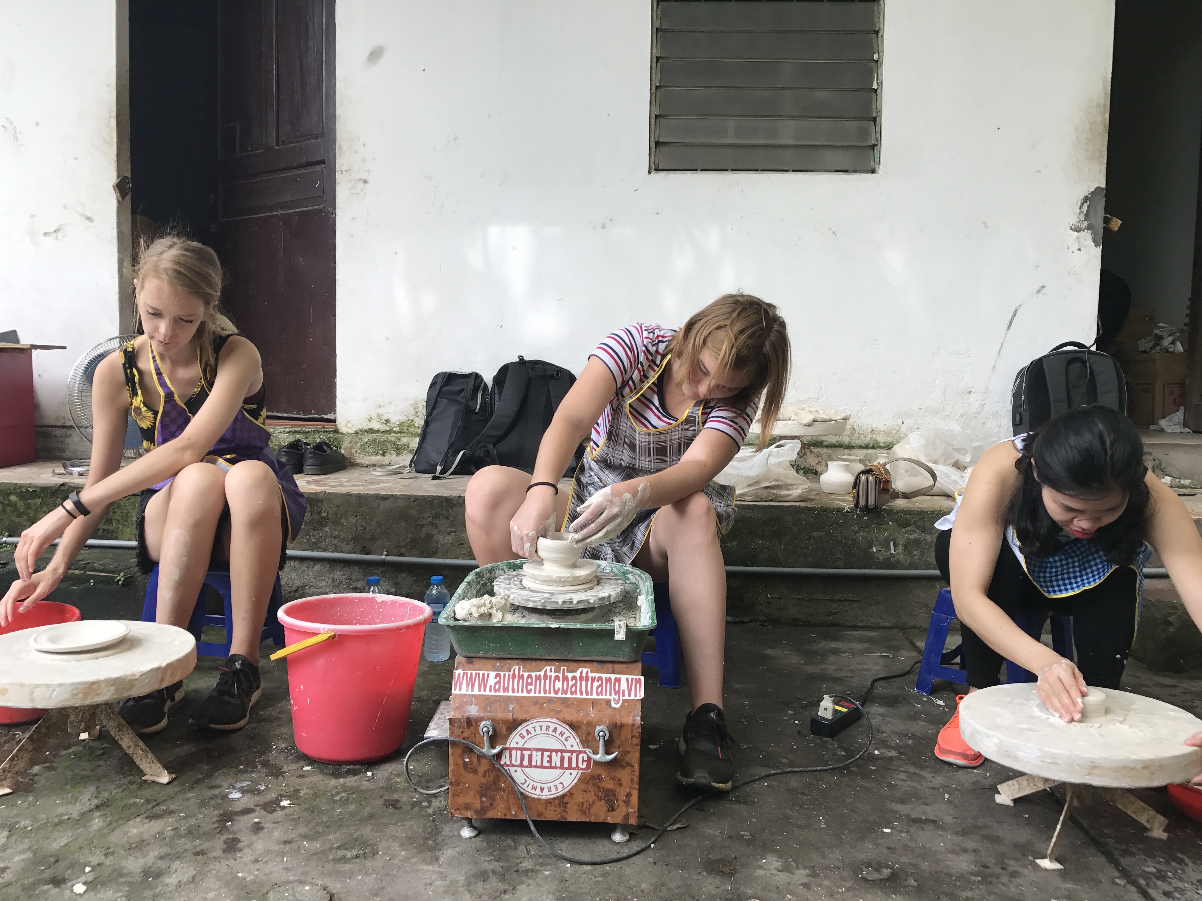 Ceramics class in center of hanoi