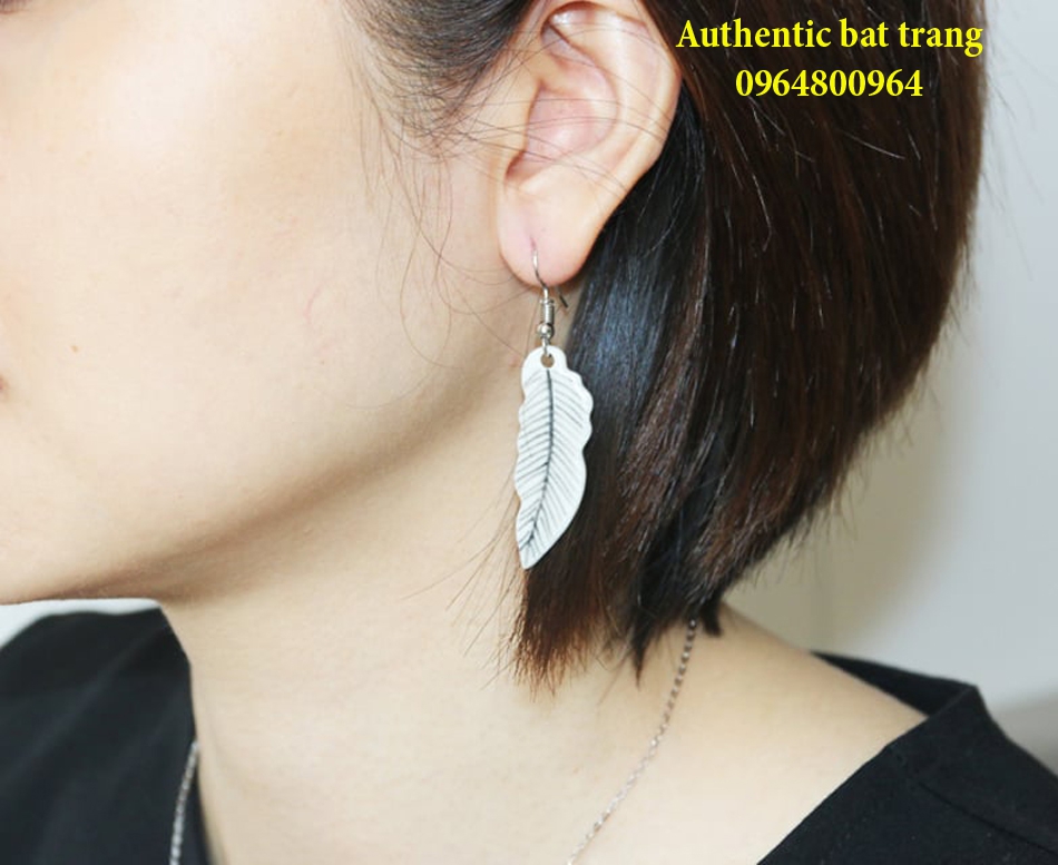 Special ceramics earring with leave design make by authentic bat trang