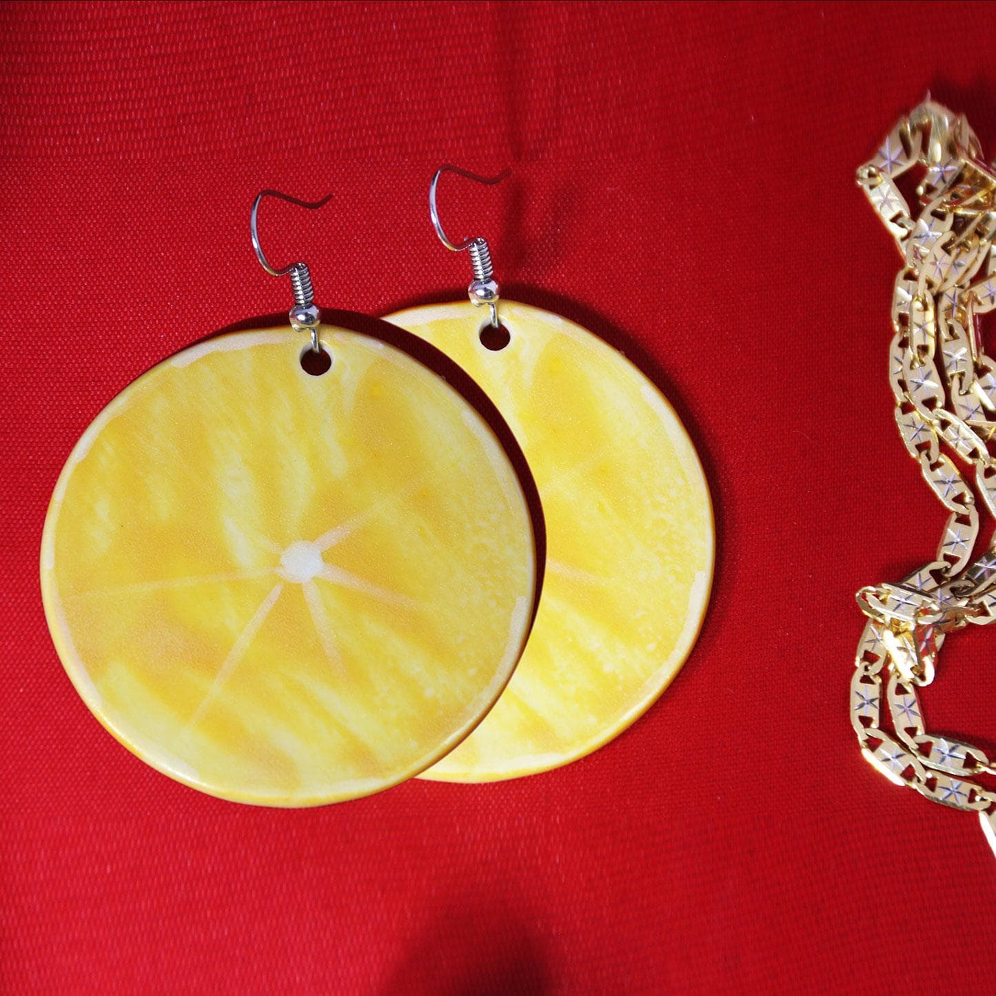 Orrange cerramics earring -Tôn vinh vẻ đẹp phụ nữ -khuyên tại gốm sứ họa tiết cam vàng vừa đẹp vừa độc đáo  sản xuất tại xưởng gốm sứ authentic bat trang