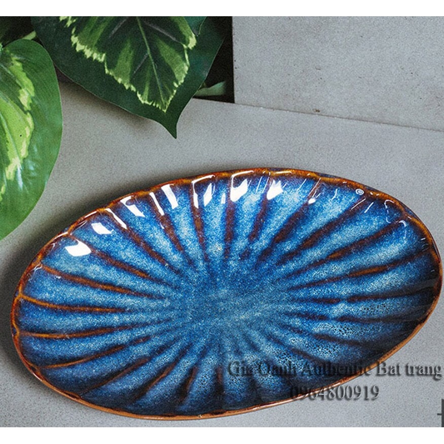 Trays, Plates shaped like Green Enamel leaves HIGH QUALITY - Specializes in 5-star hotel restaurants - Authentic Gia Oanh Ceramics Bat Trang