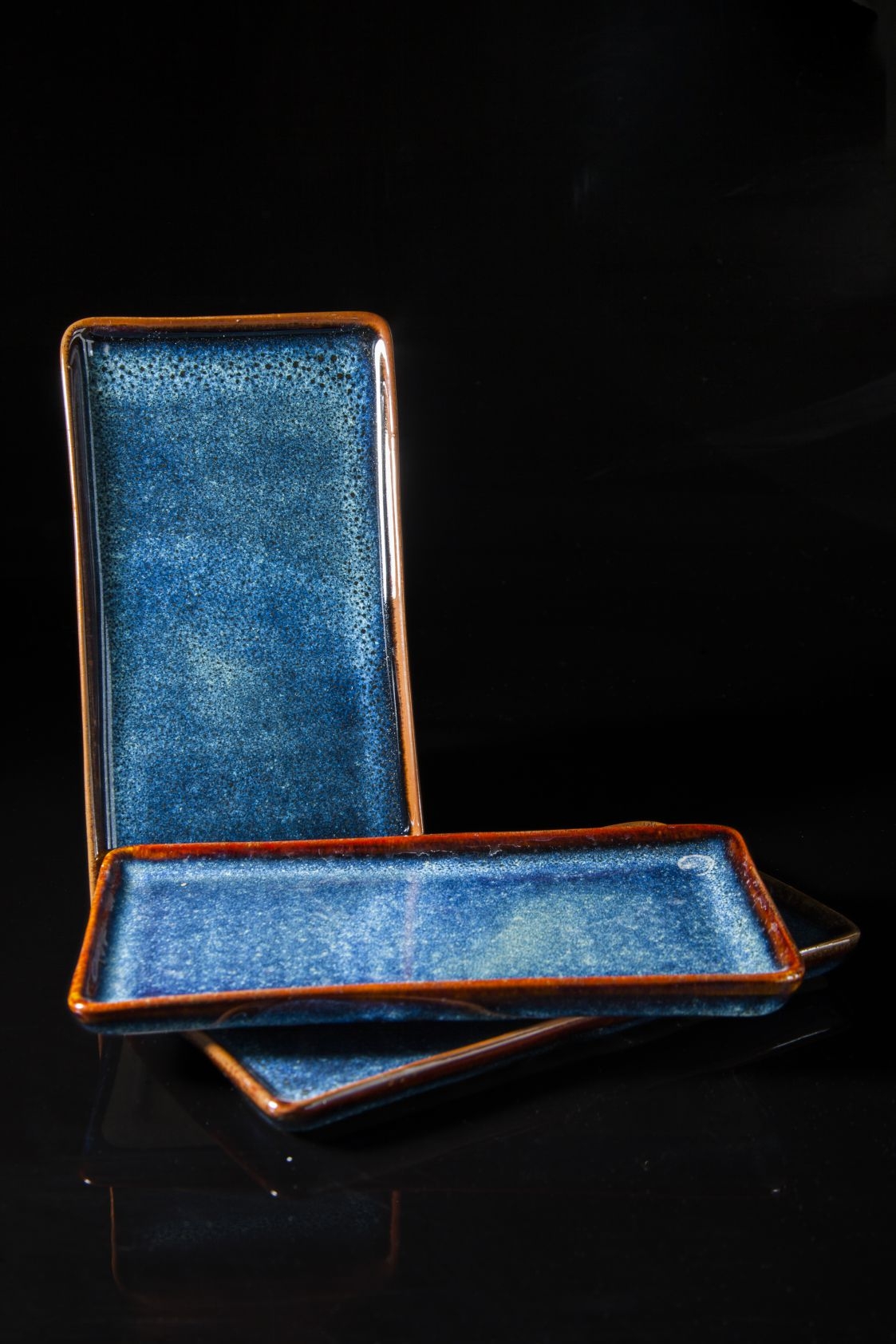 Blue glaze rectangle tray