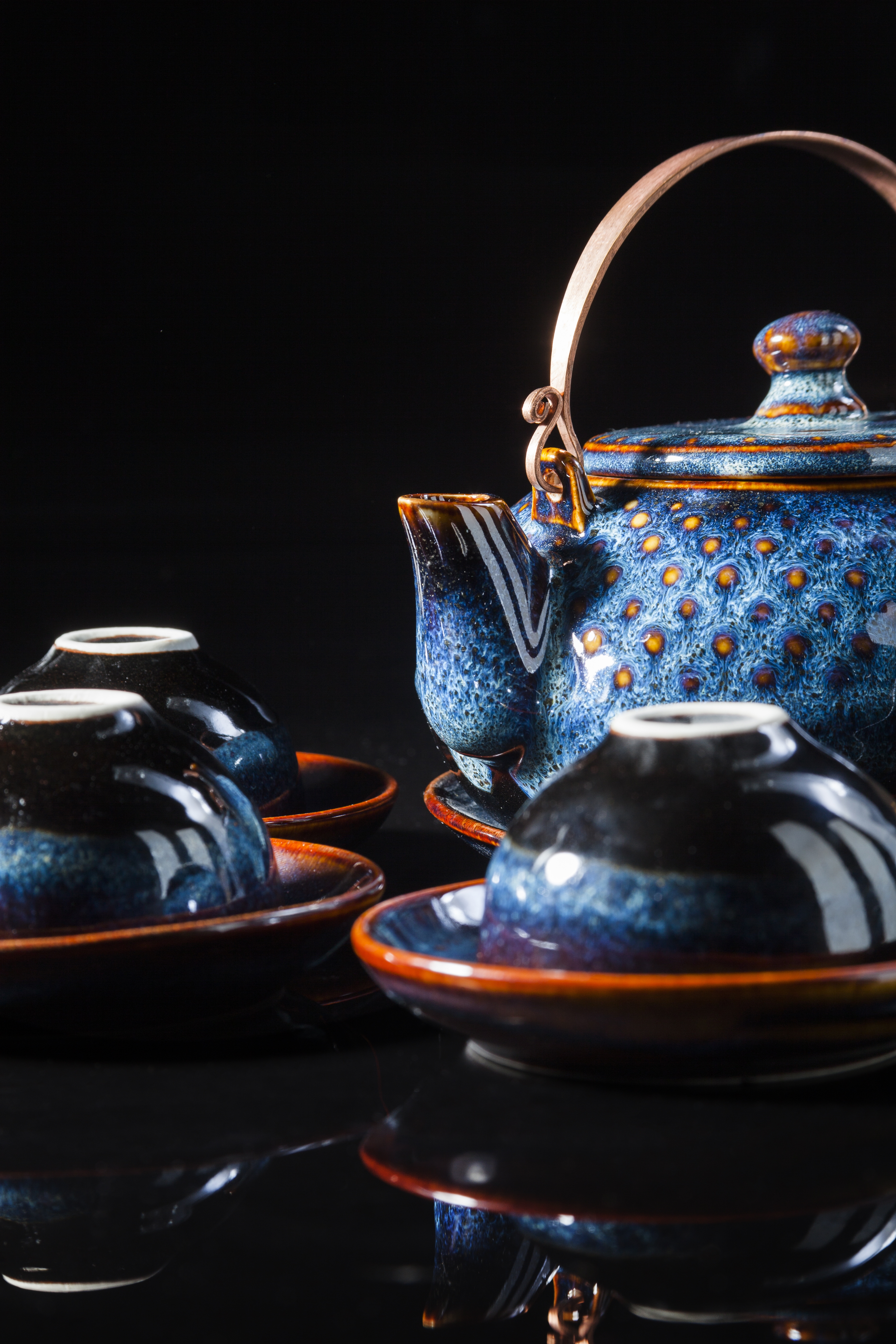 Blue tea sets with dot/ Bộ ấm trà sang trọng, chấm bi men xanh hỏa biến, sản xuất tại xưởng Gia Oanh - Authentic bat trang