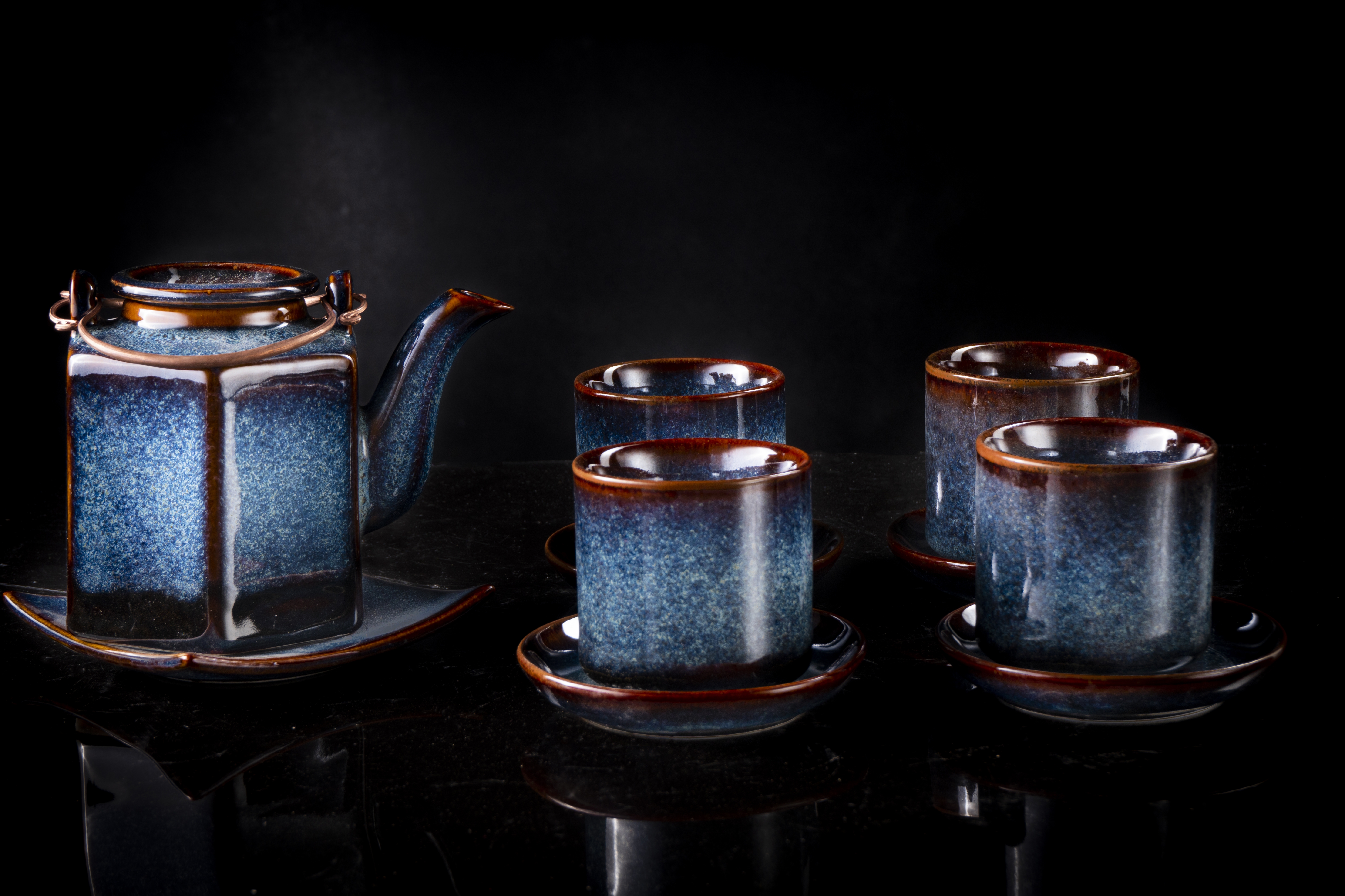 Hexagonal blue Tea set / Bộ ấm trà lục giác đẳng cấp - men xanh hỏa biến sản xuất tại xưởng Gia Oanh Authentic Bat Trang