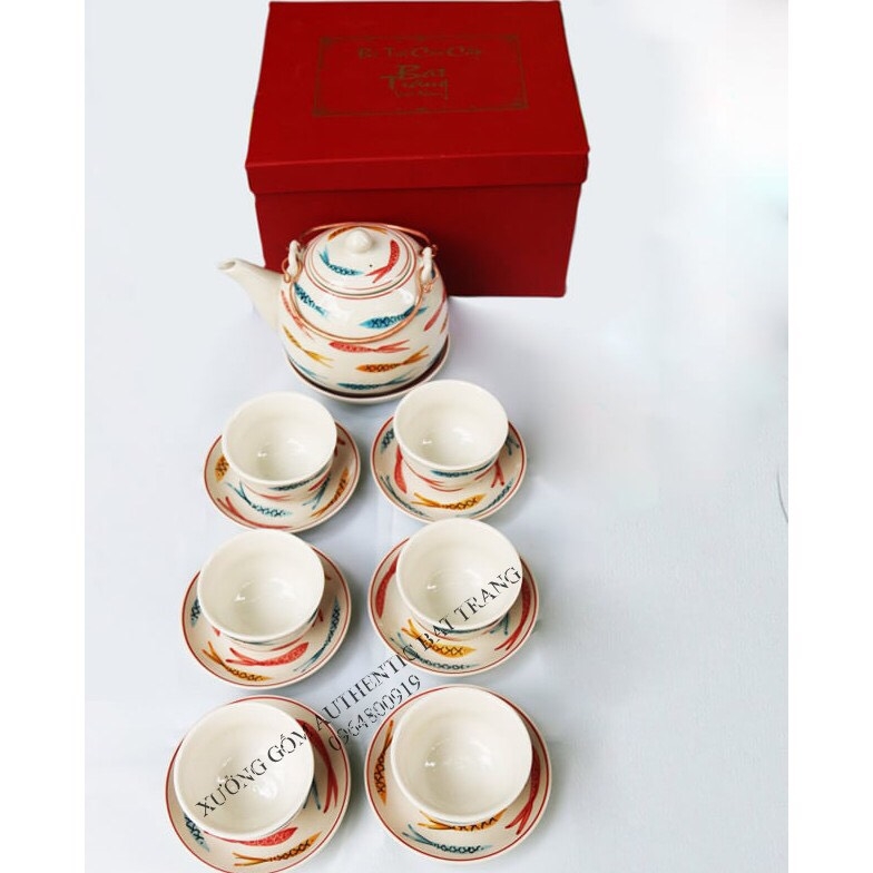 TEA SET GIFT 02 - BỘ ẤM TRÀ VẼ CÁ SẢN PHẨM QUÀ TĂNG GỐM SỨ ĐẶC BIỆT CHO GIA ĐÌNH, CHO TÂN GIA VÀ NĂM MỚI SẢN XUẤT TẠI XƯỞNG GỐM SỨ AUTHENITC BAT TRANG