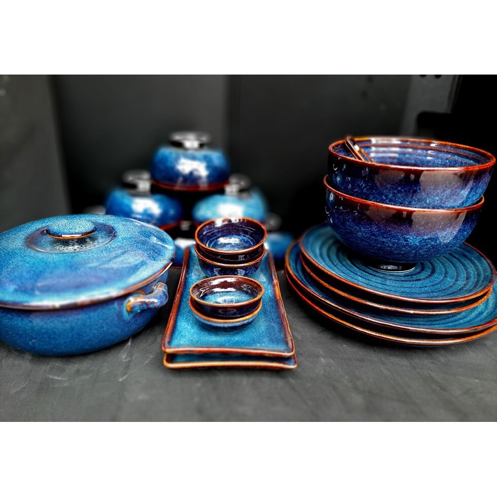 (KING SIZE) High-class blue tableware from Gia Oanh Athentic Bat Trang Pottery Workshop