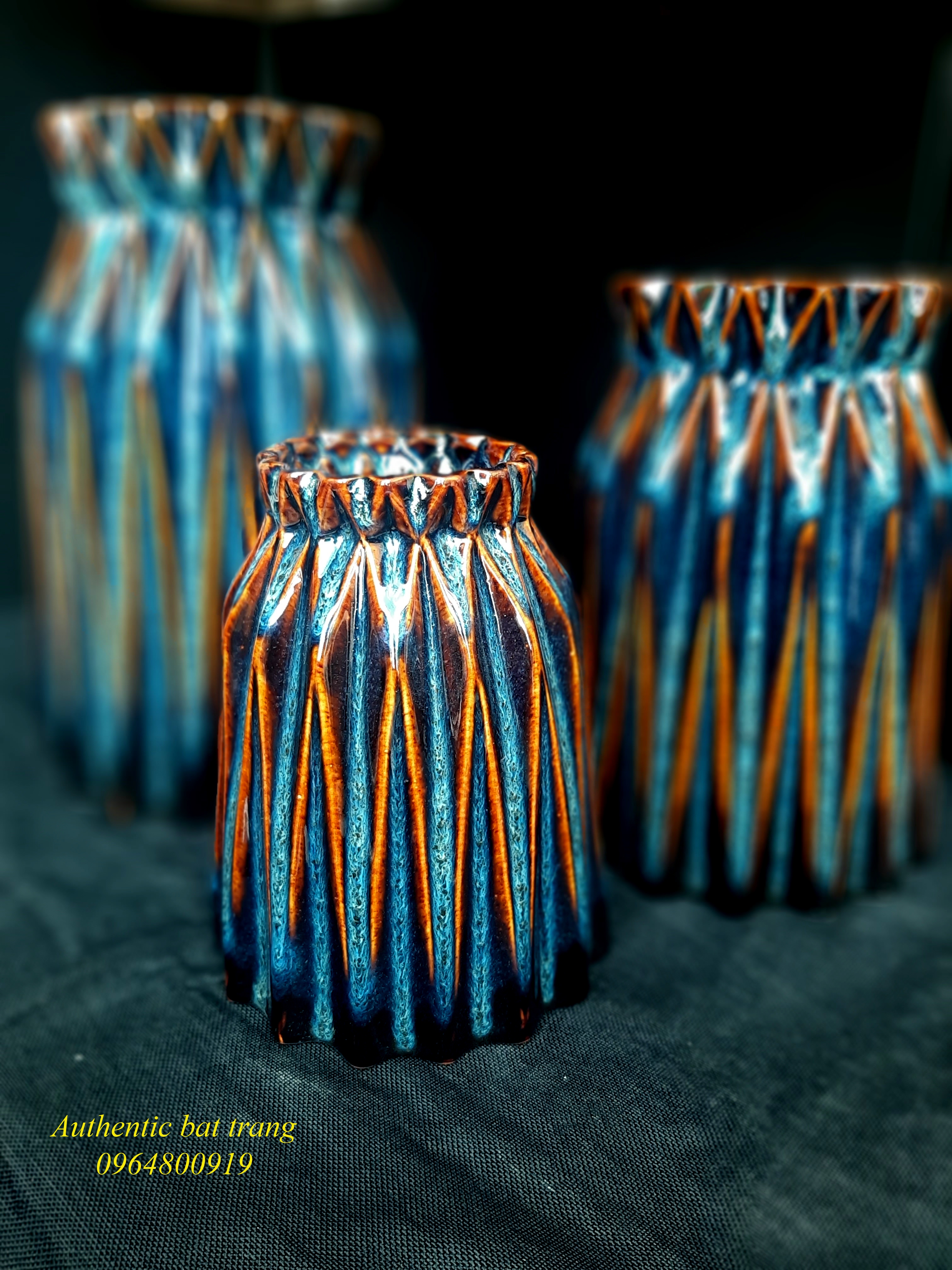 Blue decor vases set / Bộ bình thắt cổ trang trí men xanh hỏa biến sản xuất tại xưởng gốm sứ Gia Oanh Authentic bat trang
