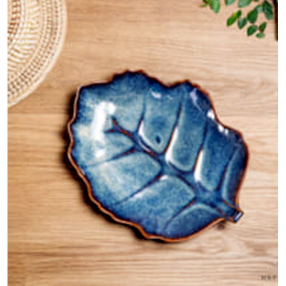 Trays, Plates shaped like Green Enamel leaves HIGH QUALITY - Specializes in 5-star hotel restaurants - Authentic Gia Oanh Ceramics Bat Trang