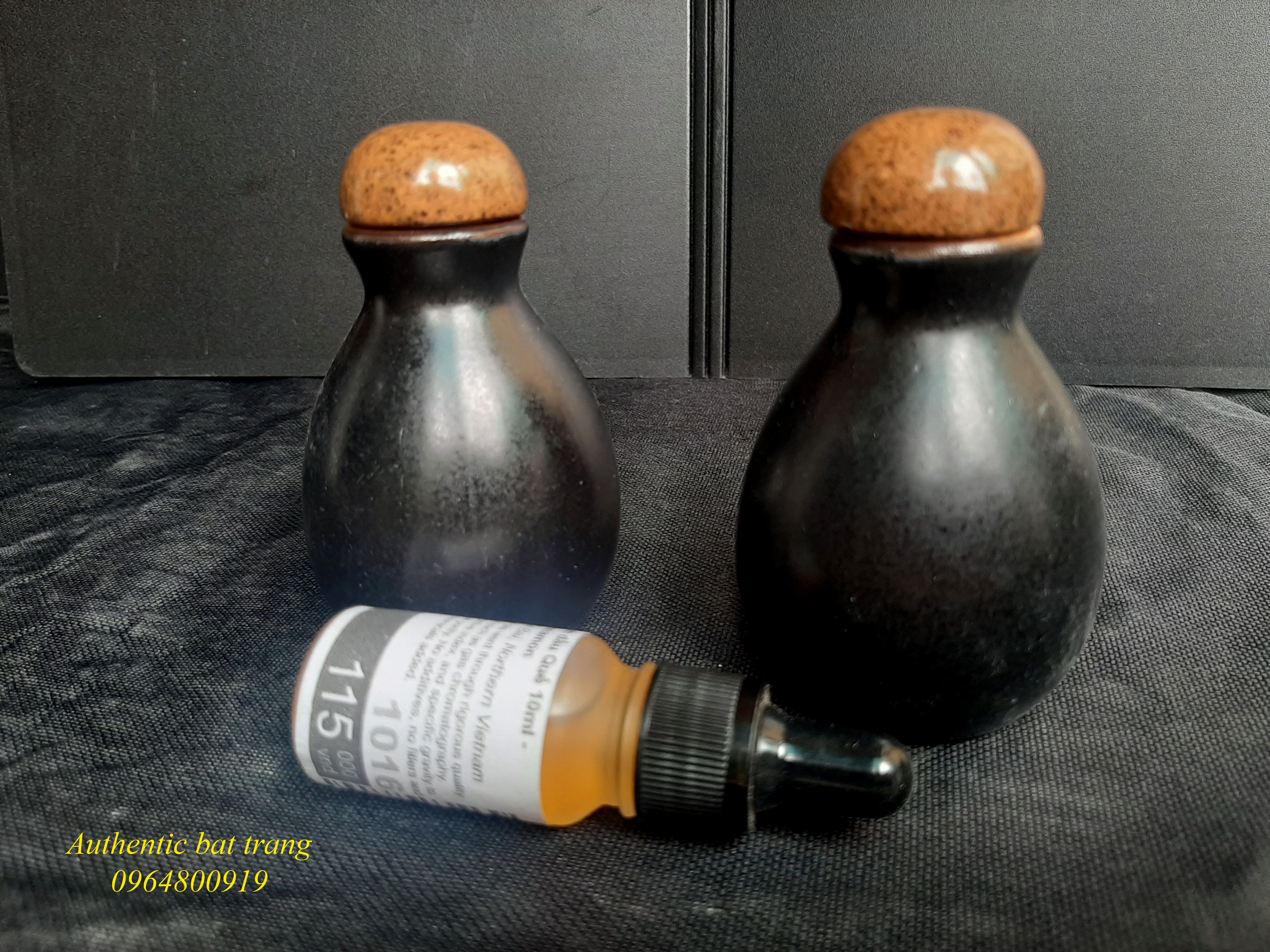 Oil Bottle/ Lọ đựng tinh dầu bát tràng giá rẻ