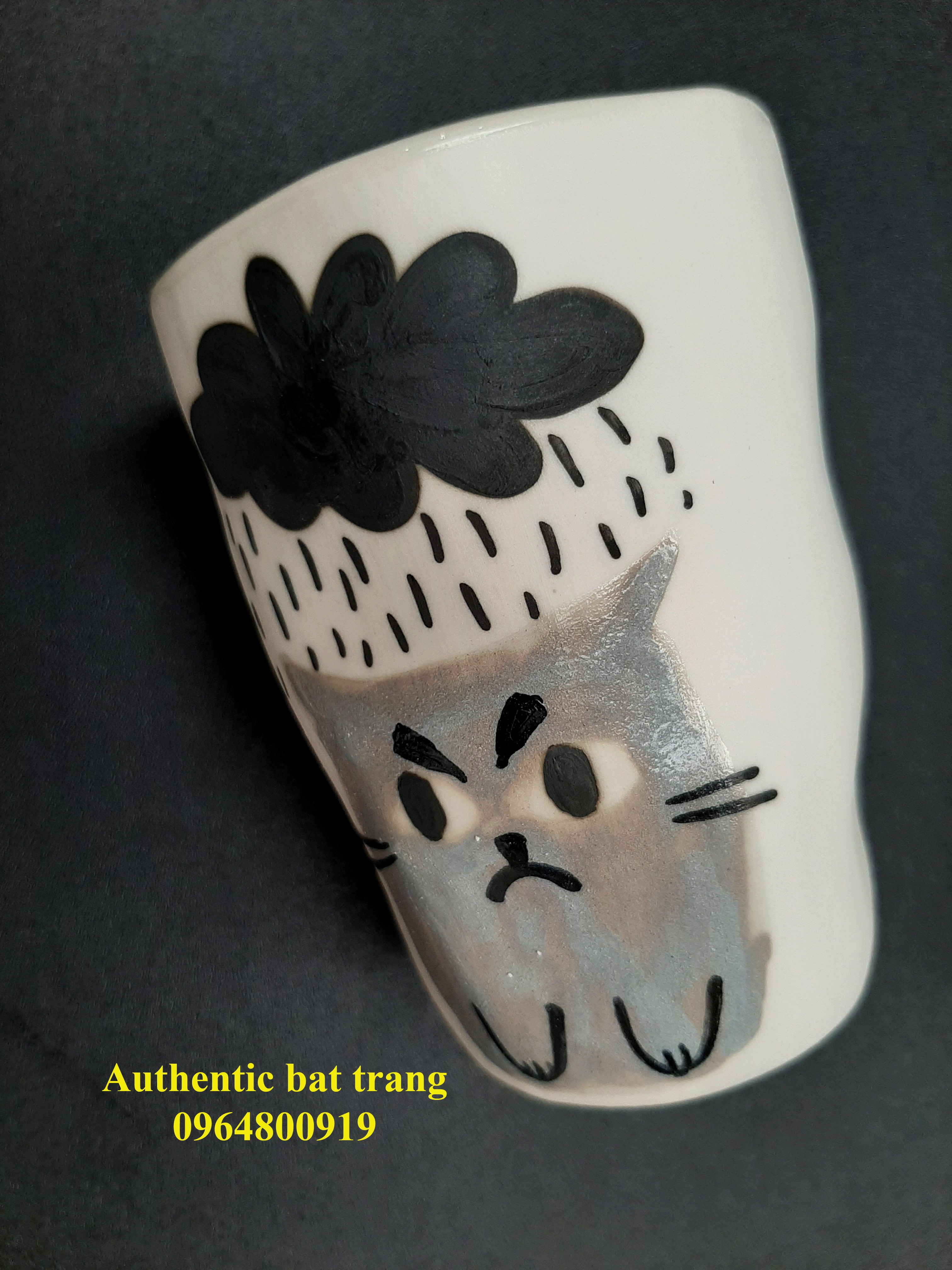 Cat cups - Cat feeling in the rain - make in bat trang/ cốc vẽ mèo